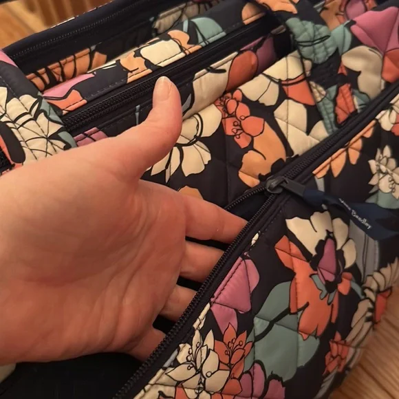 Vera Bradley Tote Computer Bag - Picture 5 of 8